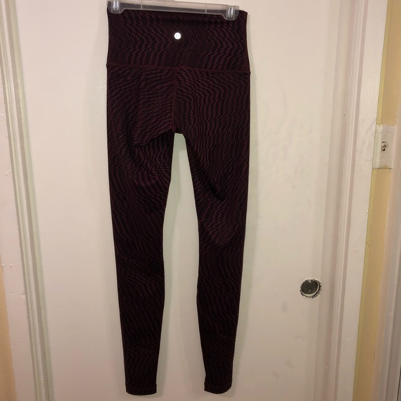 Lululemon Wunder Under high rise full length sz 6 - Picture 4 of 4